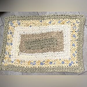 Handmade crocheted rag rug bathroom mat 18x28” rectangular